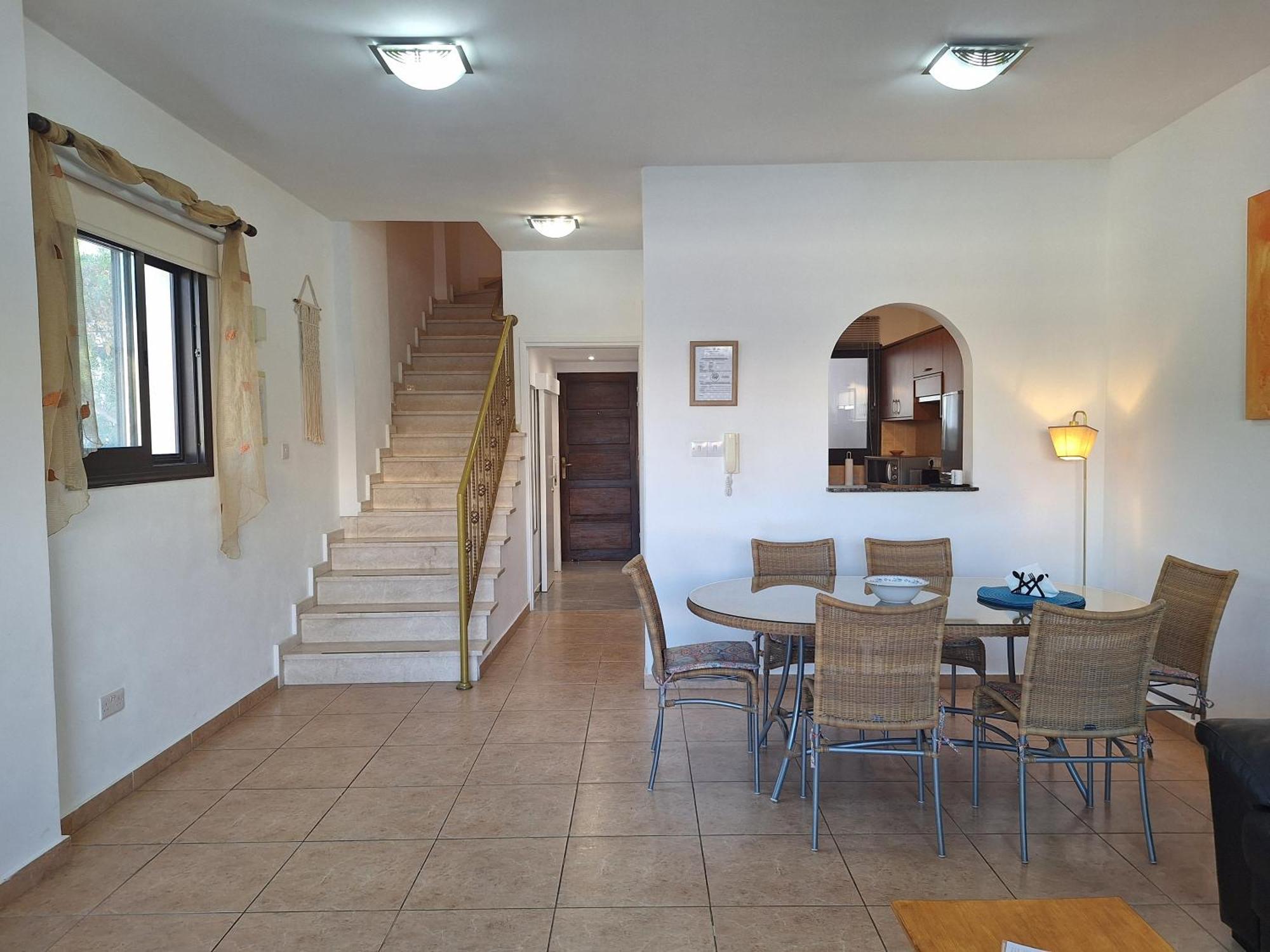 Pool side 2 Bedroom Queens gardens Complex Paphos Buitenkant foto